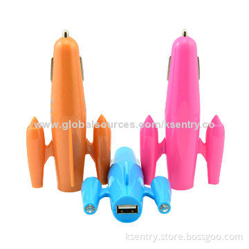Newly designed airplane-shape USB car charger with 3-in-1 charging cable